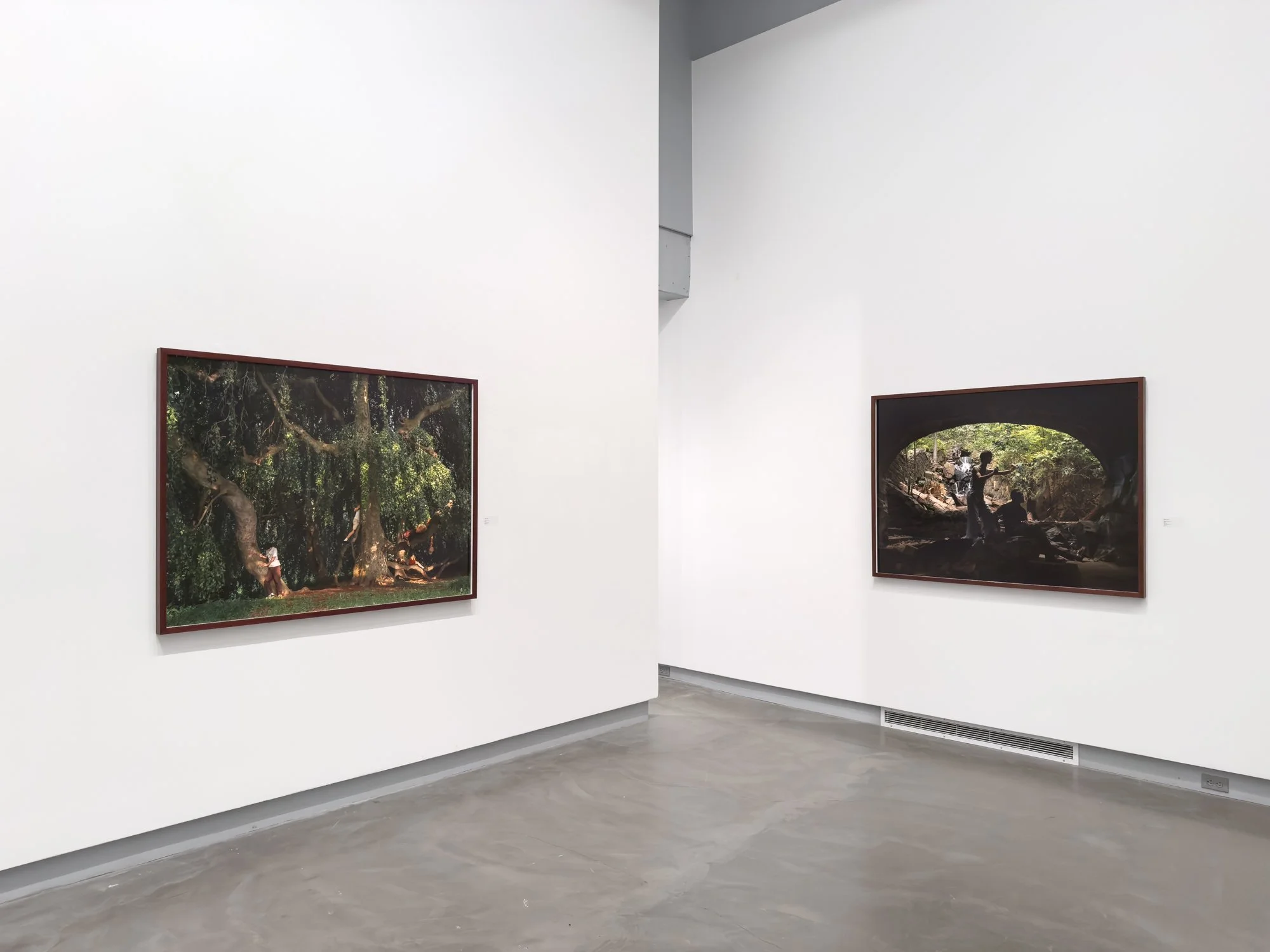 We will close the gallery tomorrow and resume normal hours on Friday and Saturday. This week is your last chance to catch 2024 En Foco Fellowship exhibitions:
Andrew Kung: 𝘼 𝙍𝙞𝙫𝙚𝙧 𝙊𝙣𝙘𝙚 𝘿𝙧𝙚𝙖𝙢𝙚𝙙
Oji Haynes: 𝙇𝙖𝙚 𝙁𝙚𝙣𝙙𝙞

Head over