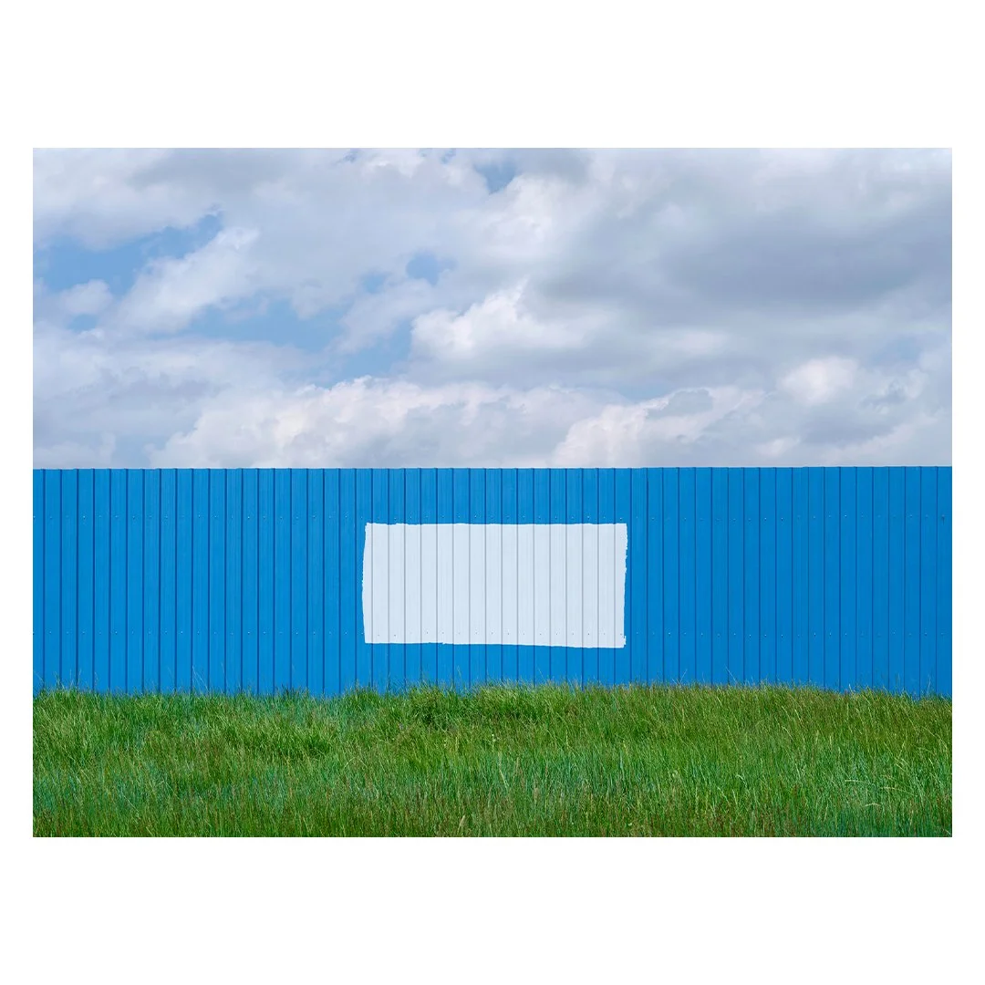 2025 Pacific Northwest Drawers Feature
Brian Kosoff: 𝘉𝘭𝘶𝘦 𝘍𝘦𝘯𝘤𝘦

&ldquo;During the Covid lockdown my wife and I got exercise by taking long walks in our hometown of Portland Oregon. During these excursions I noticed a recurring phenomenon, g