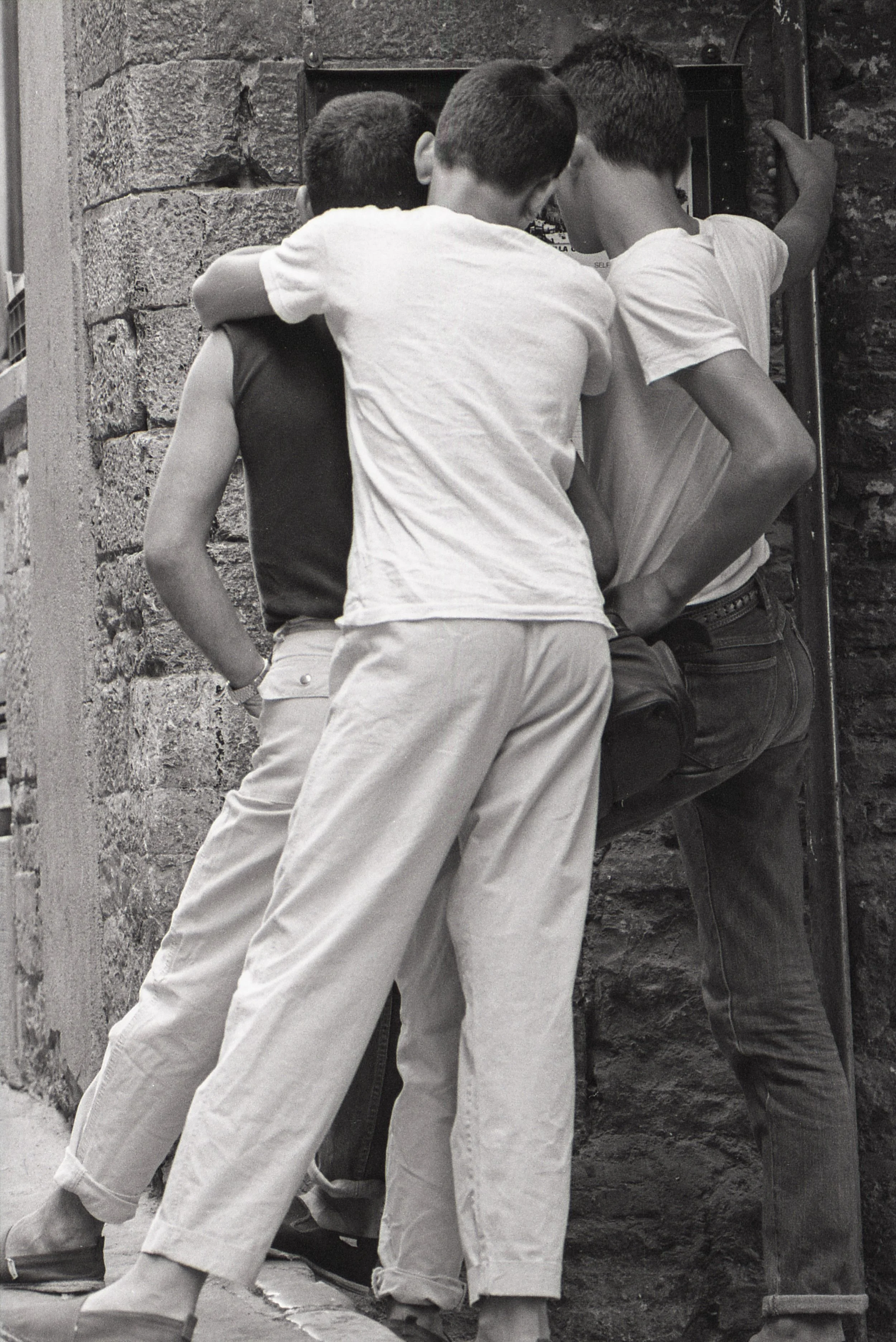 Friendly Embrace, Florence, Italy, 1987.jpg