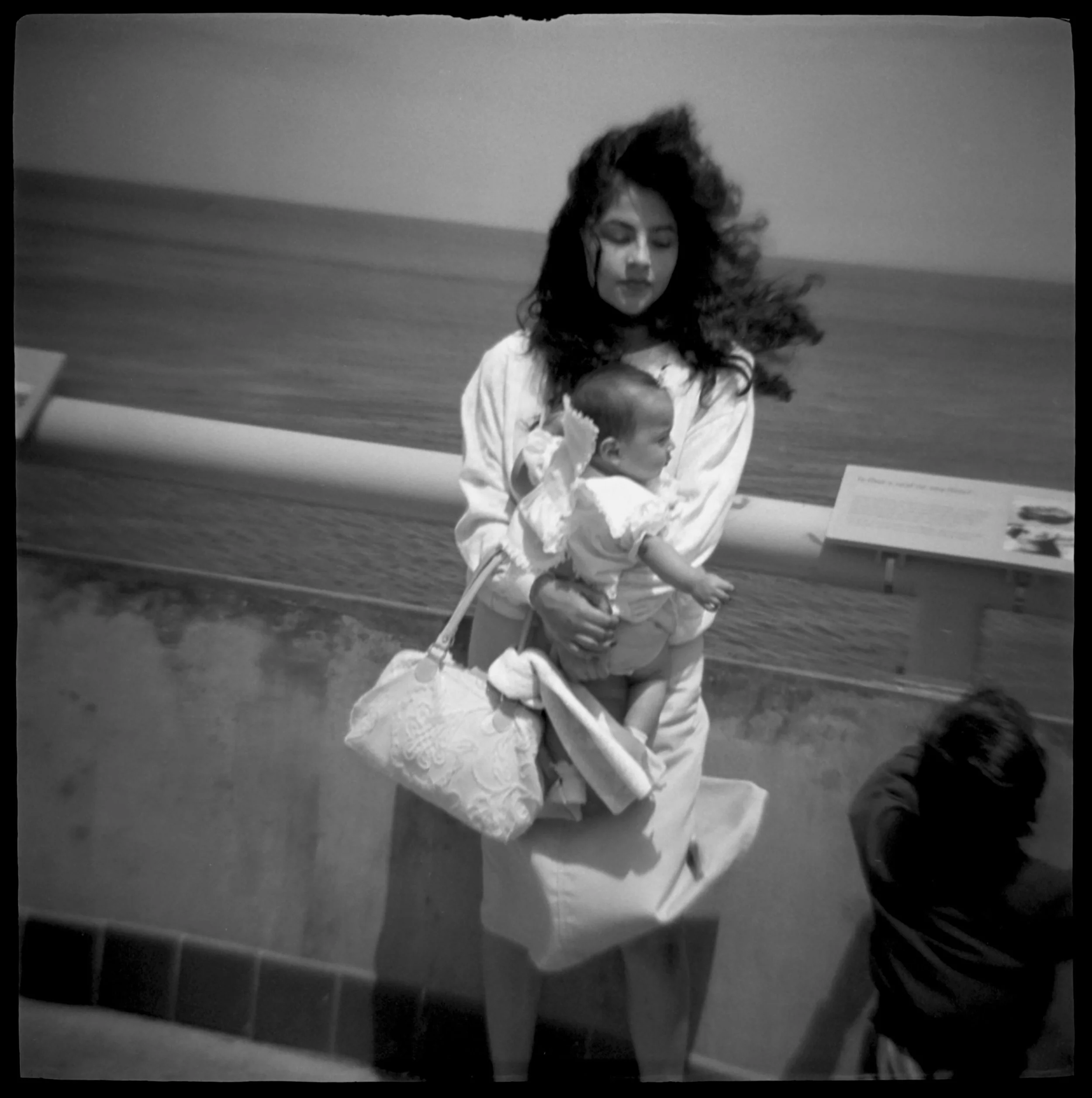 D2_JulieMihaly_TheViewFromHere_01_Mom&BabyInMonterey.jpg