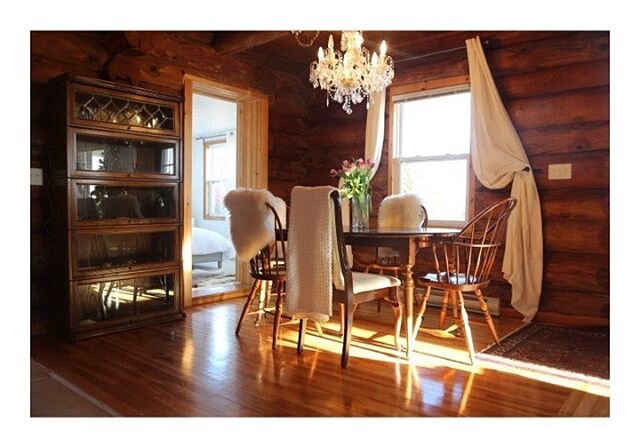 A view of the solid logs created in a chinkless 17th Century style found in Europe, particularly Scandinavia. The logs were selected and then hand crafted to fit together seamlessly without filler.

#capebreton #novascotia #explorecanada #cottage #th