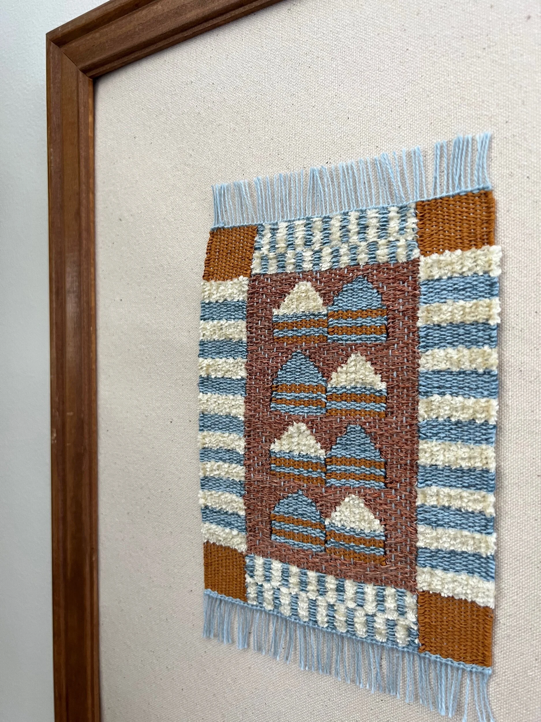 1D07C9FD-82EE-4D05-9F7C-5A030D381BD4