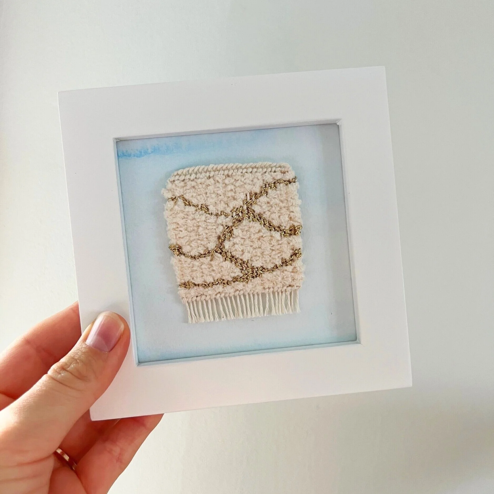 AEFA5FB9-74E6-42C3-85CC-6082B901A0FE