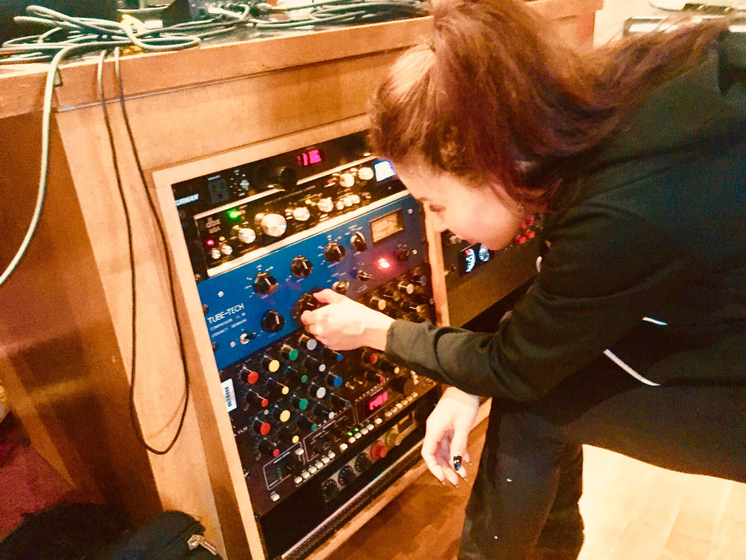 learning about "compression" on the Tube Tech CL1....