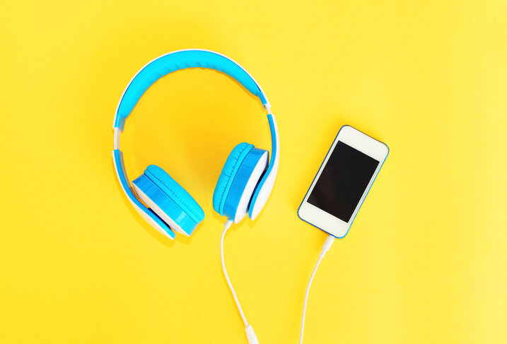 Spotify v Pandora: Music Streaming Your Favorite Songs On-Demand