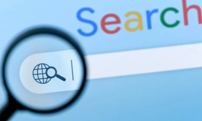 Reverse Keyword Searches and Crime