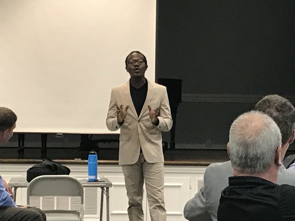 Bill speaking at Music Row Networking Group