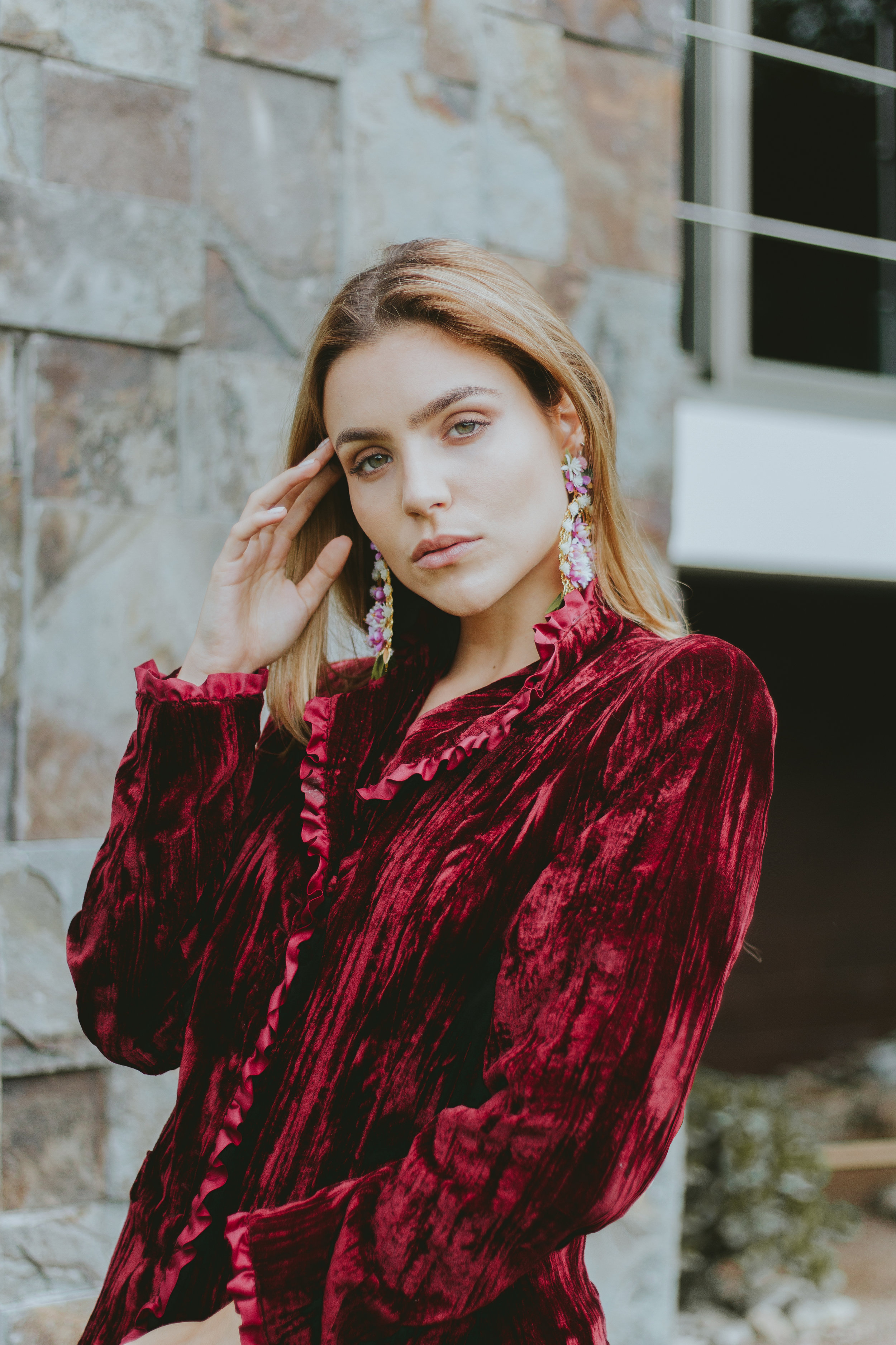 Velvet Blazer from La Chica del Pelo Rojo Reformation black pants Mercedes Salazar earrings via Corazon de Piña