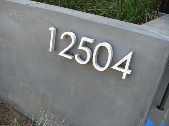 exterioraddress-7.jpg