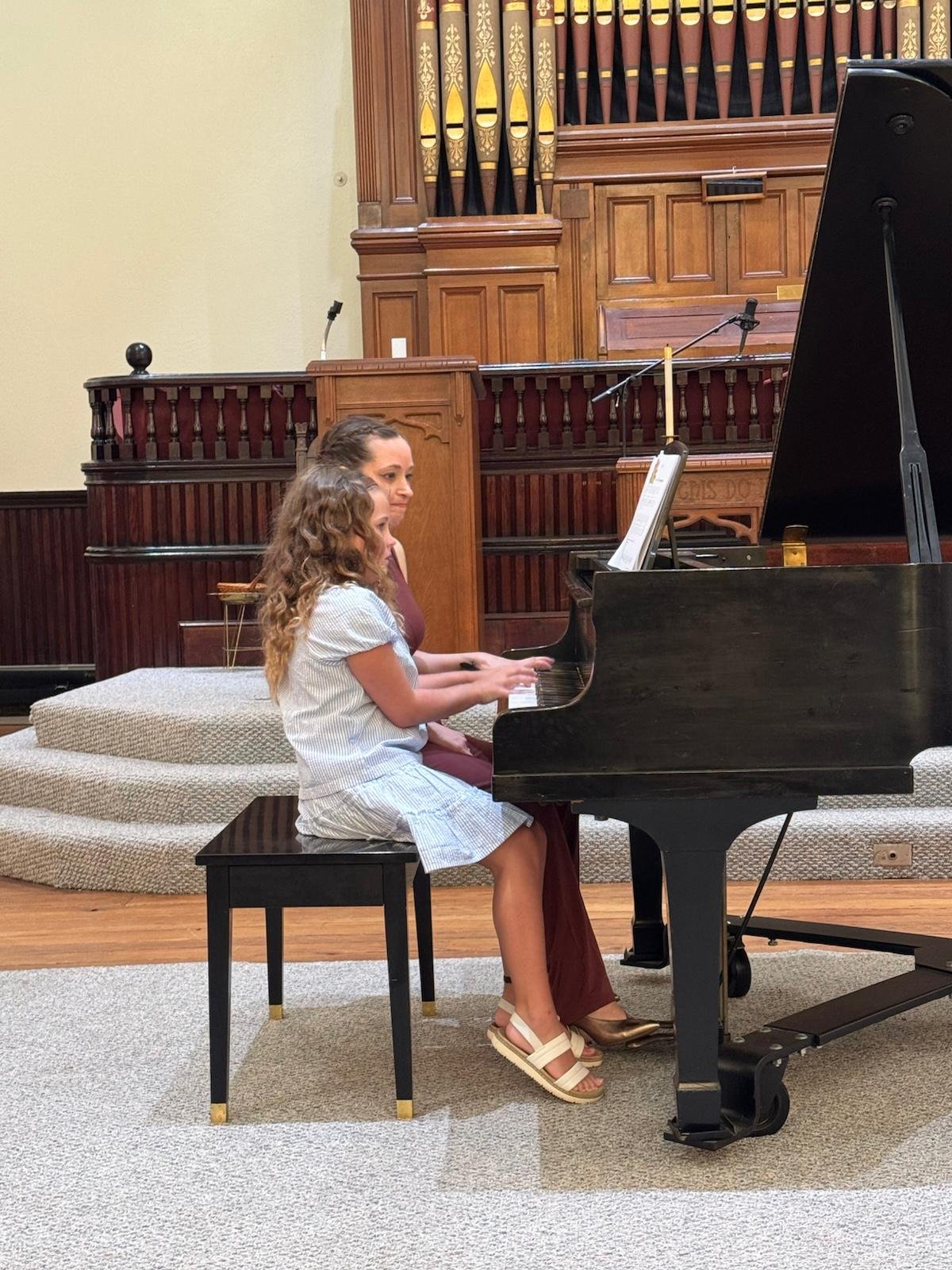 Gwyneth & Ms. Juliana play a duet