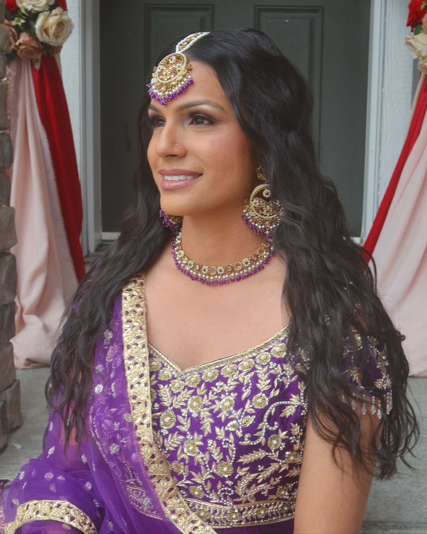 We didn&rsquo;t use extensions for any of Kamal&rsquo;s looks. She had a healthy amount of hair to work with, so most of the focus was put on prep to tame frizz, create grit, and bump volume. 

Kamal&rsquo;s Pre-Bridal (Mendhi) HMU by Jaipreet Basi.
