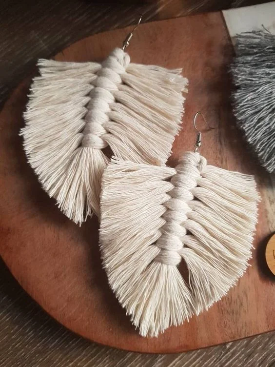 feather earrings