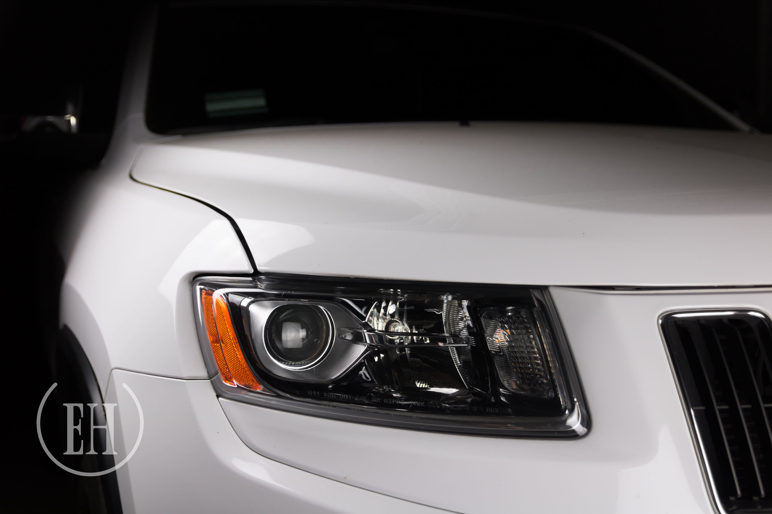 jeep-grand-cherokee-evil-headlights-5.jpg