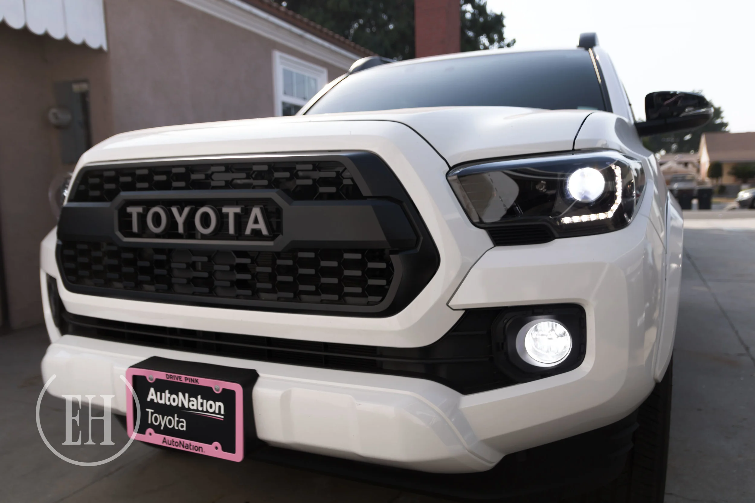 toyota-tacoma-evil-headlights.jpg