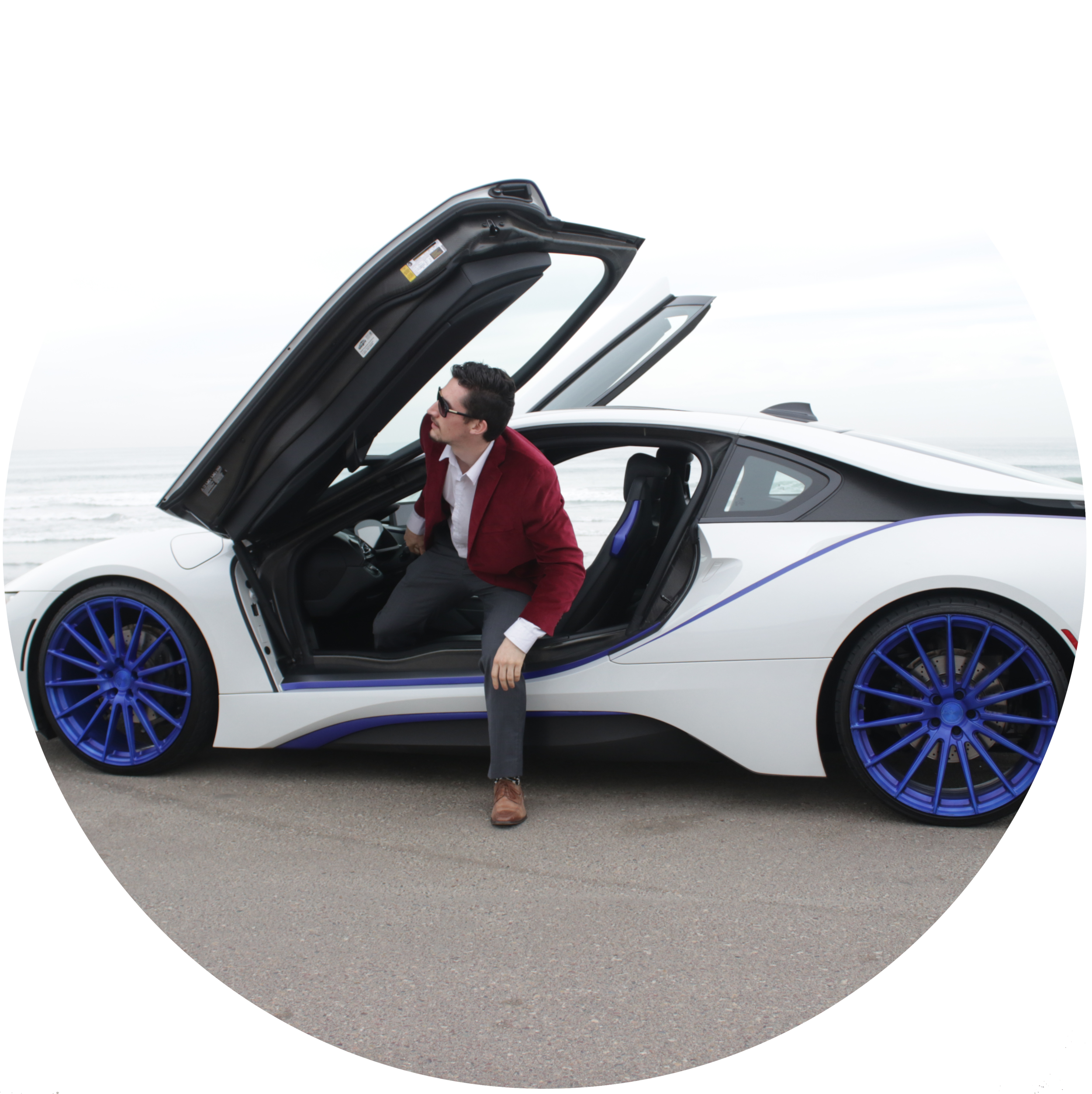white_i8.png