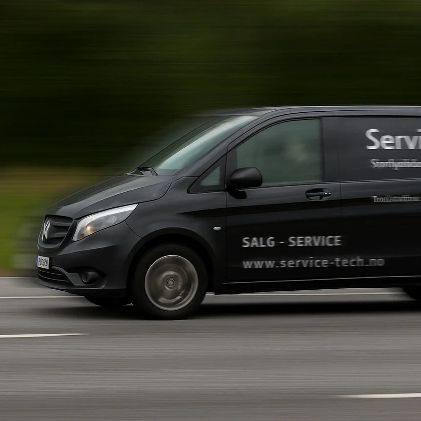 Service-Tech-bil.jpg