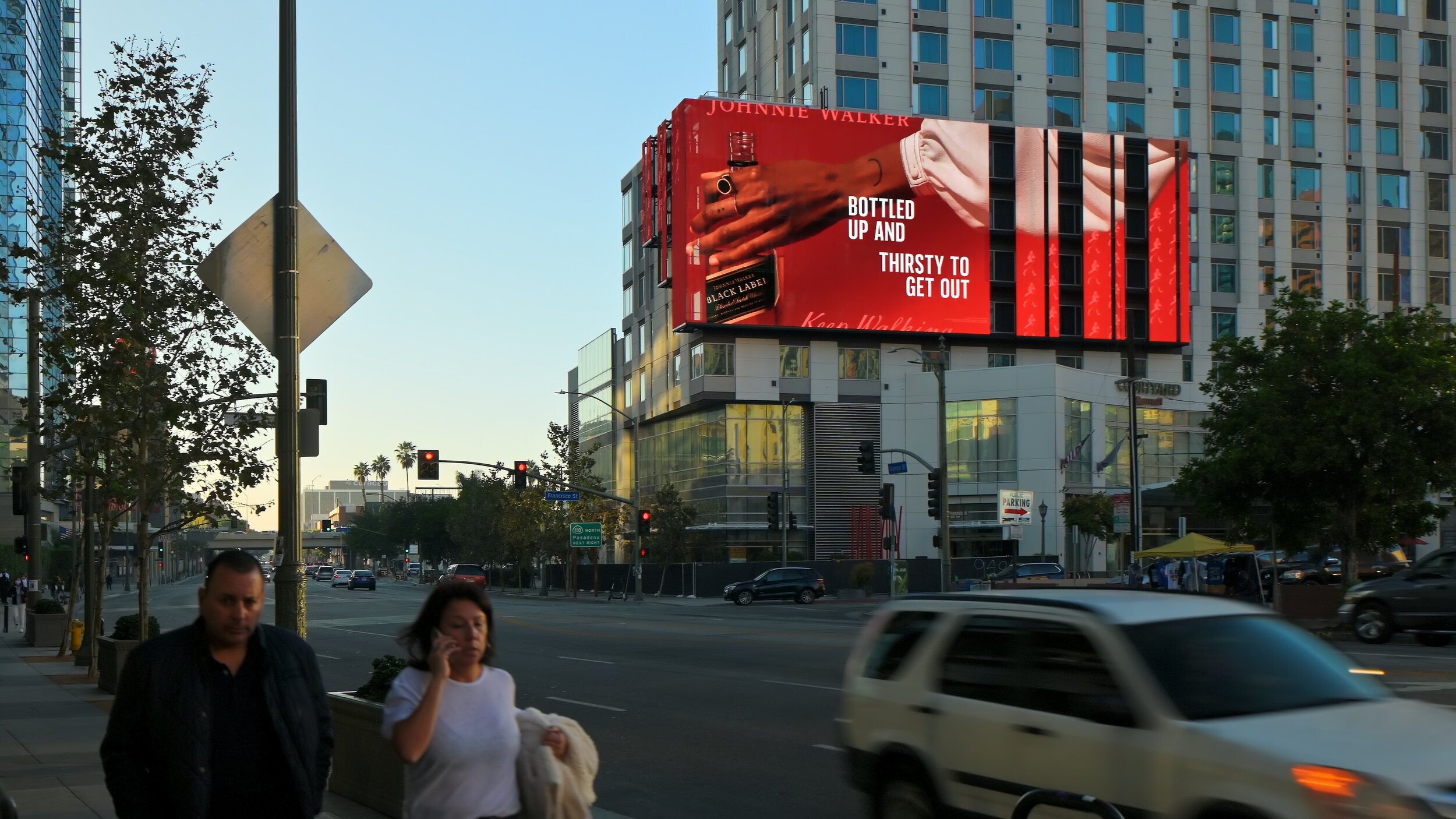 Digital Billboards & Outdoor Advertising - Los Angeles - KEVANI®