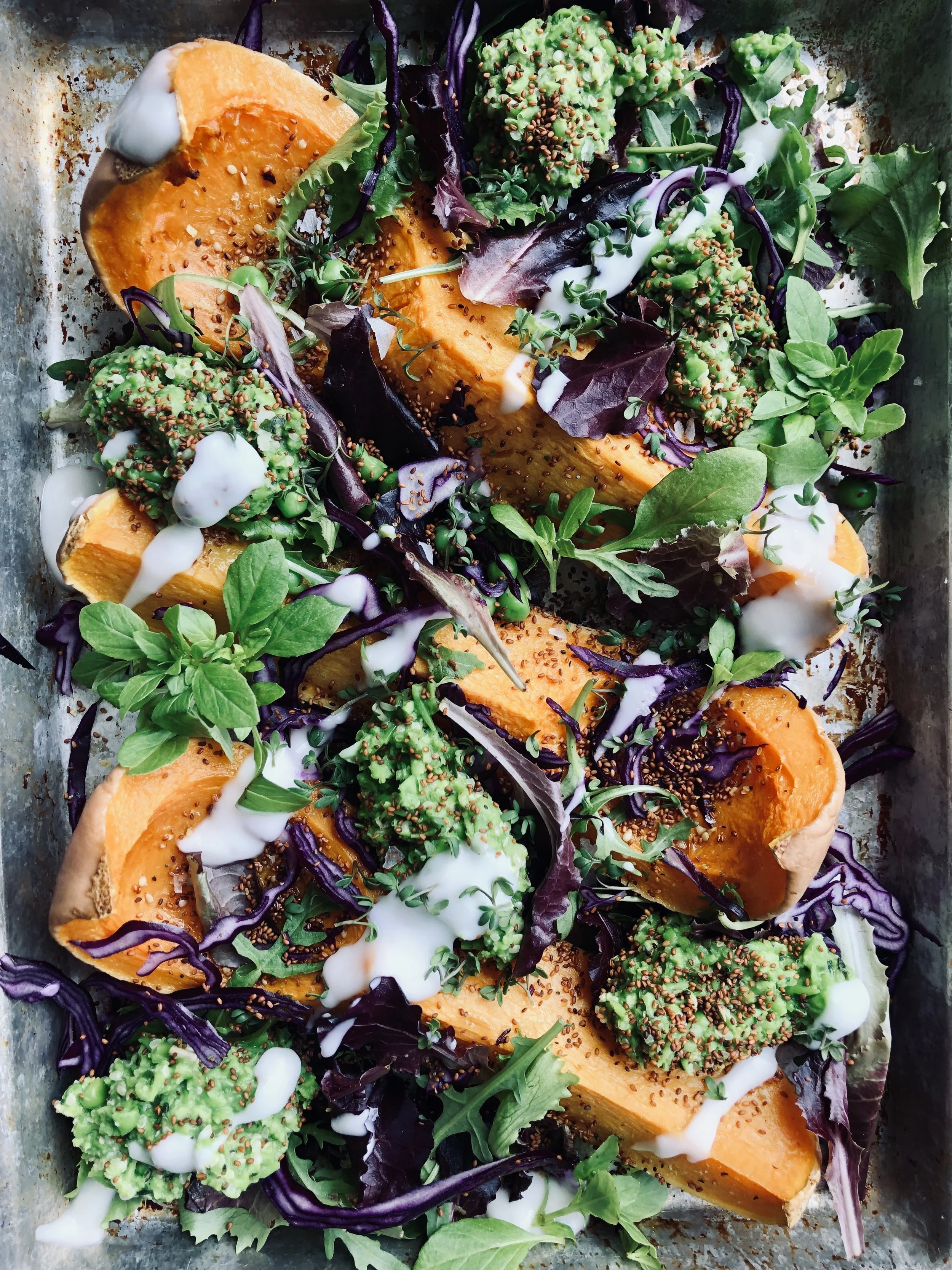 Pumpkin tray with pea pesto, yoghurt and fresh herbs