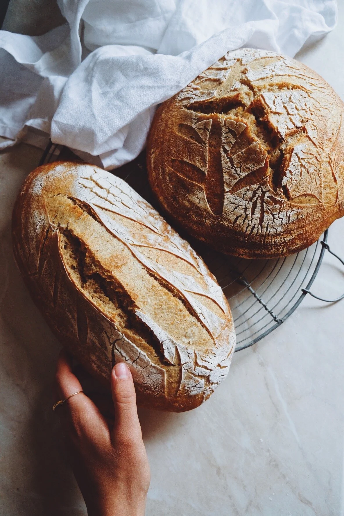 Spelt sourdough bread