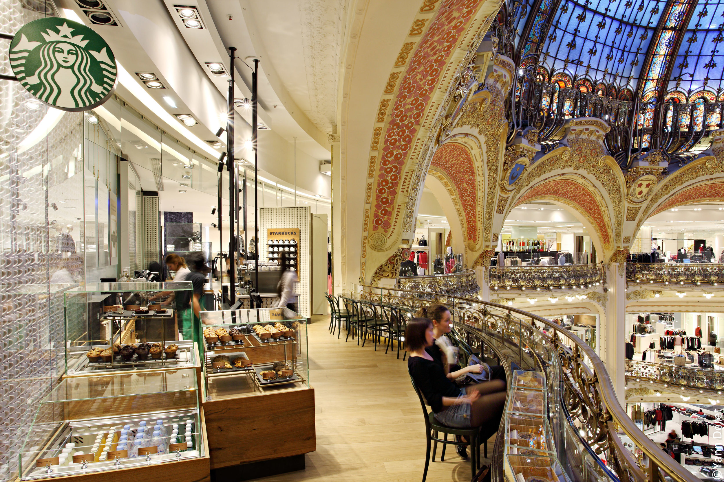 IMG_5878Edelman Starbucks�Yann Deret.jpg