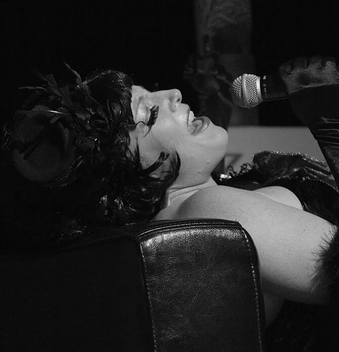 blacknwhite2.jpg