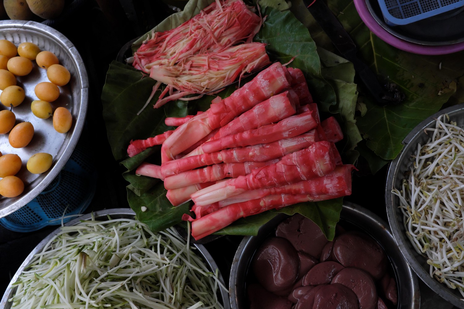 Yangon evening street food tour: Bamboo