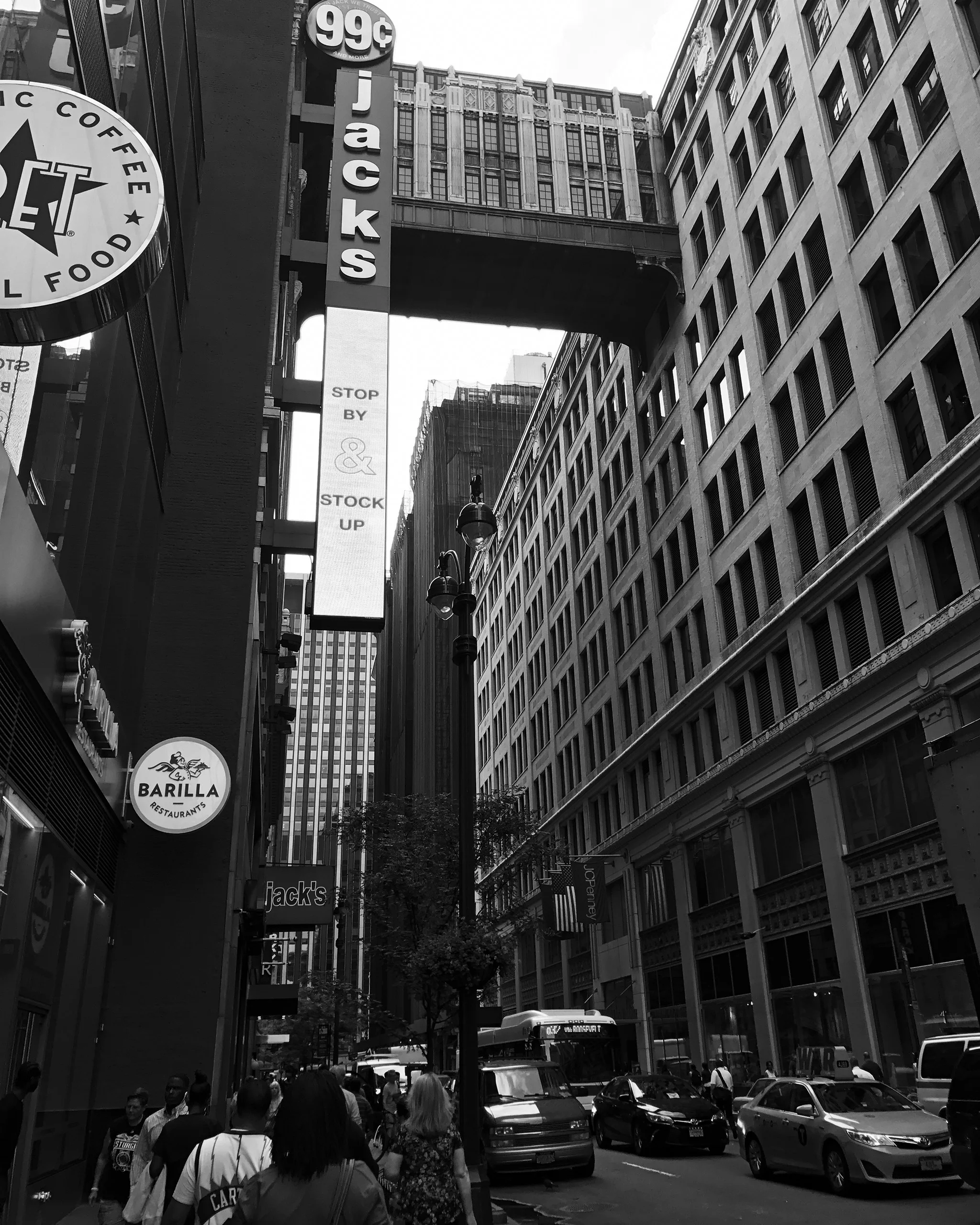 New York Iphone16.jpg