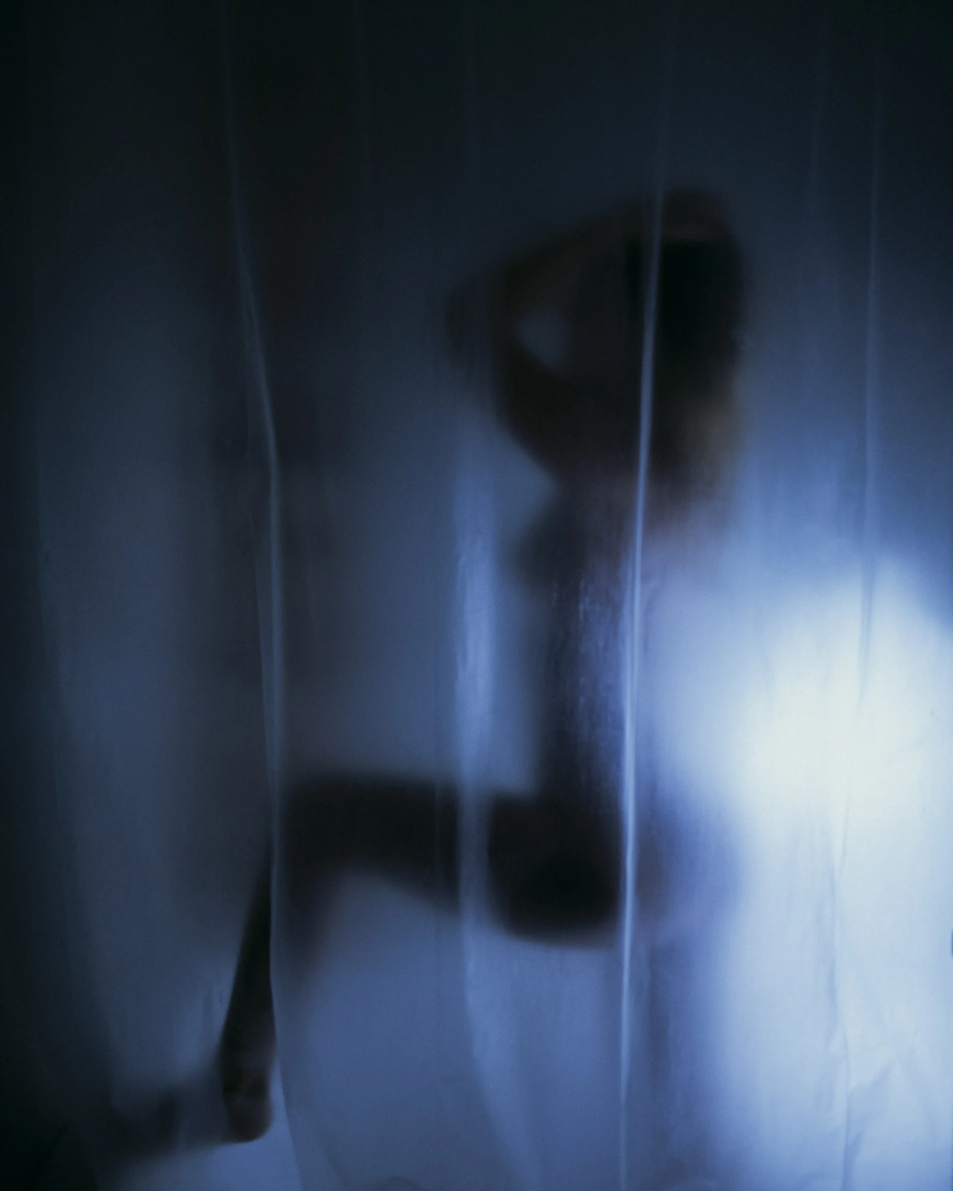 Laura Fly -182704-1.jpg