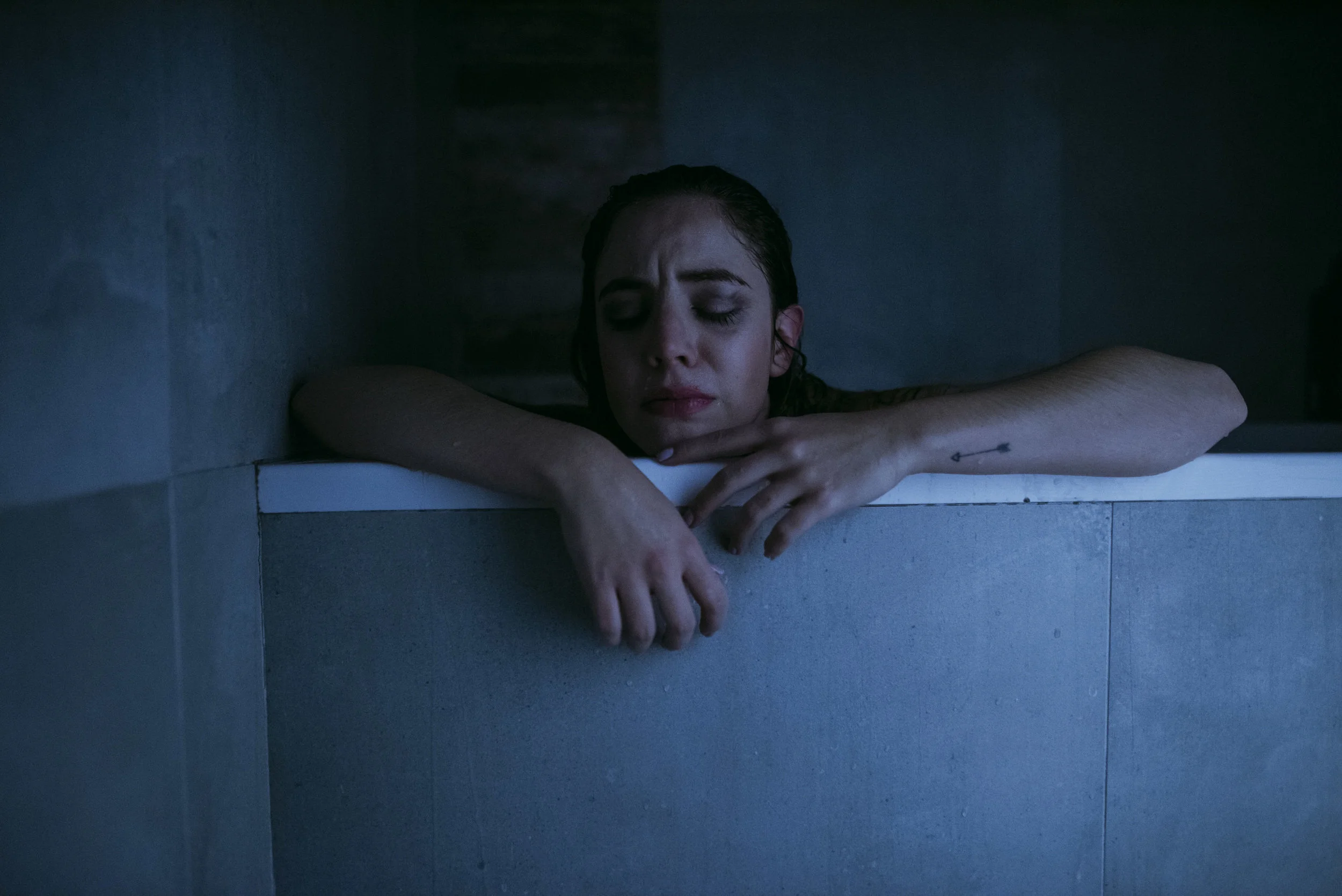 Laura Fly -185229-1.jpg