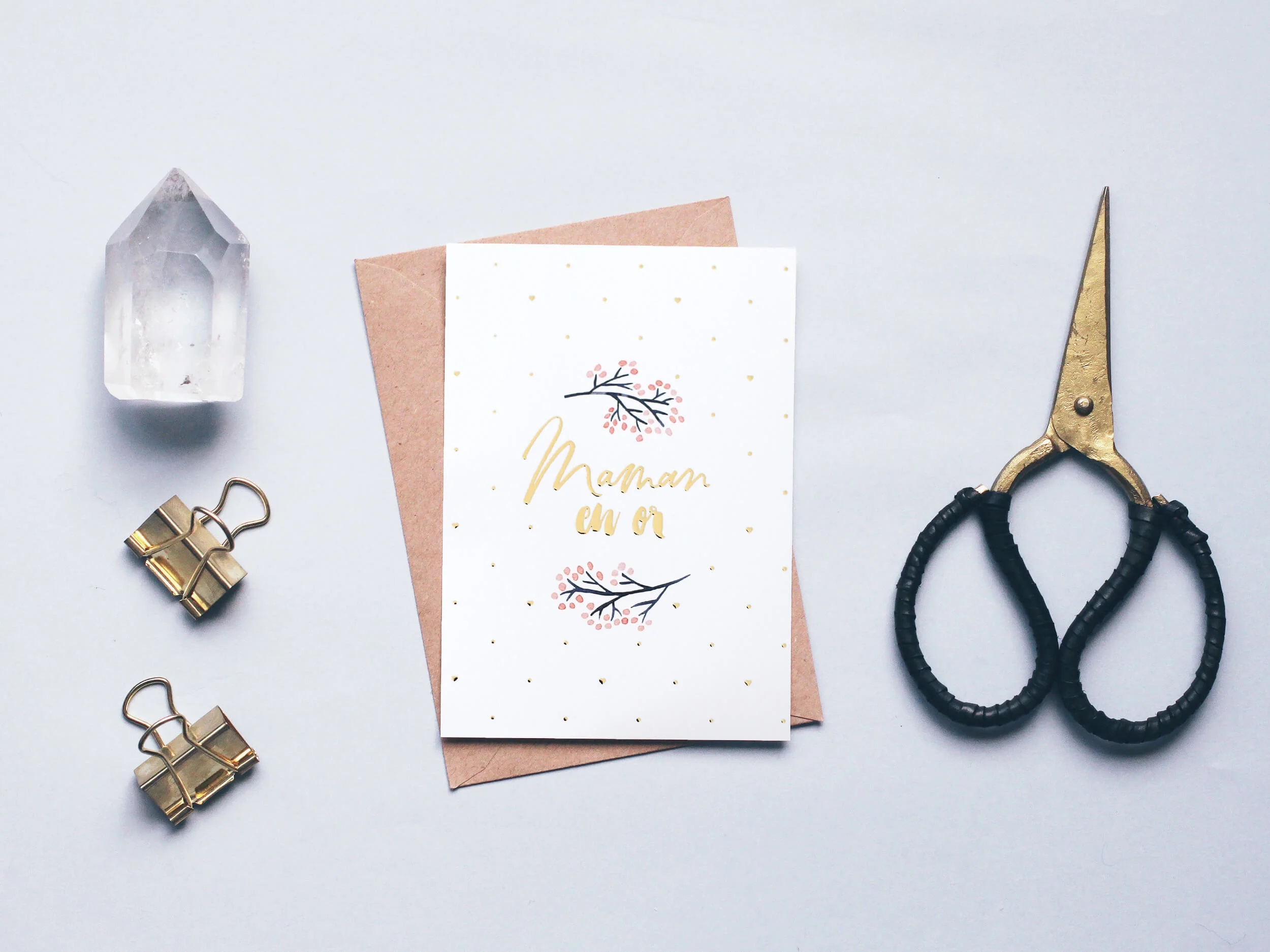 mockup carte maman en or 2.jpg