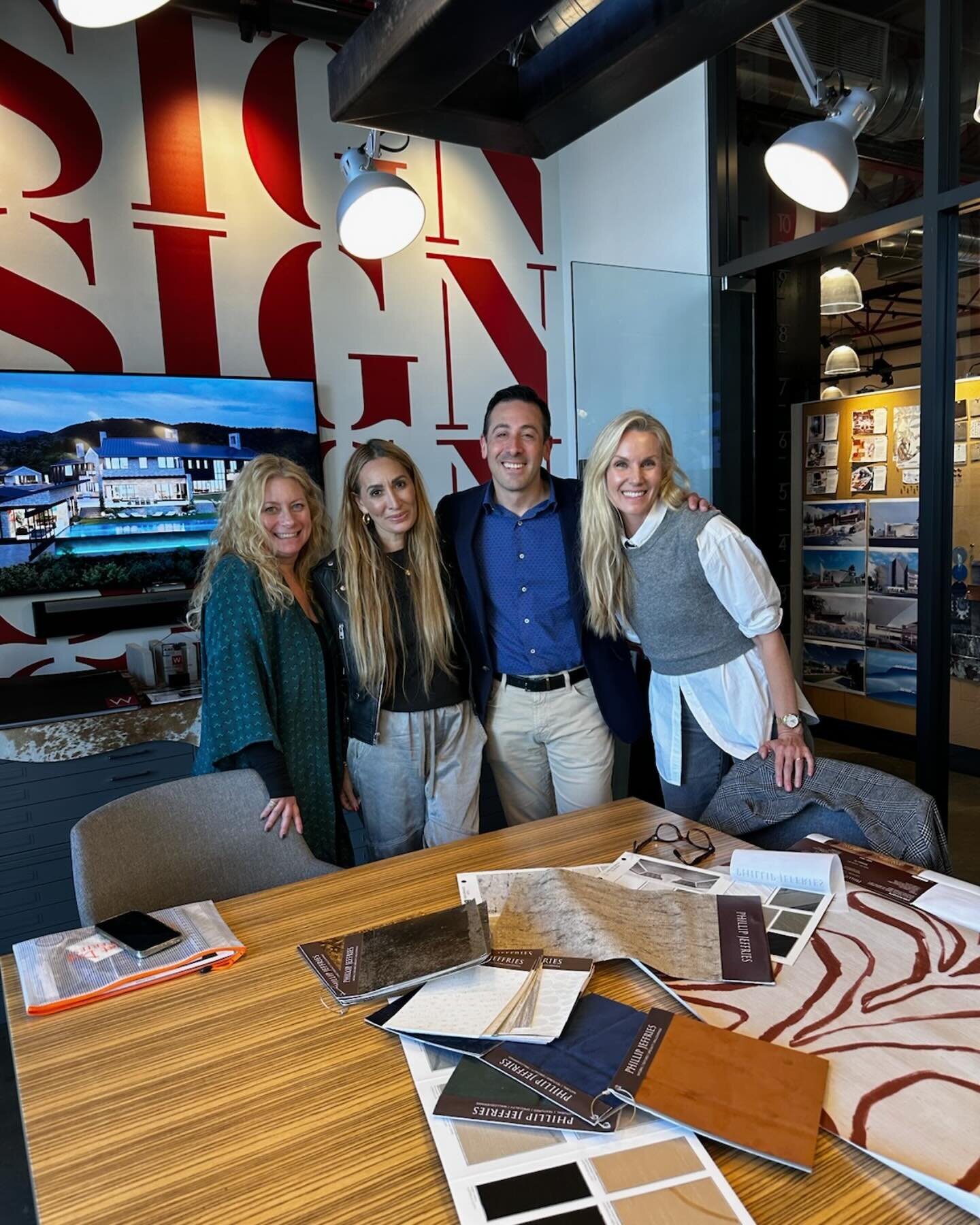 Such a fun and collaborative meeting at our #welchdesignstudio office with the amazing and talented Jeffrey from @phillipjeffriesltd and our amazing #phillipjeffries rep @ali_white_pj  We love love our #phillipjeffrieswallcovering