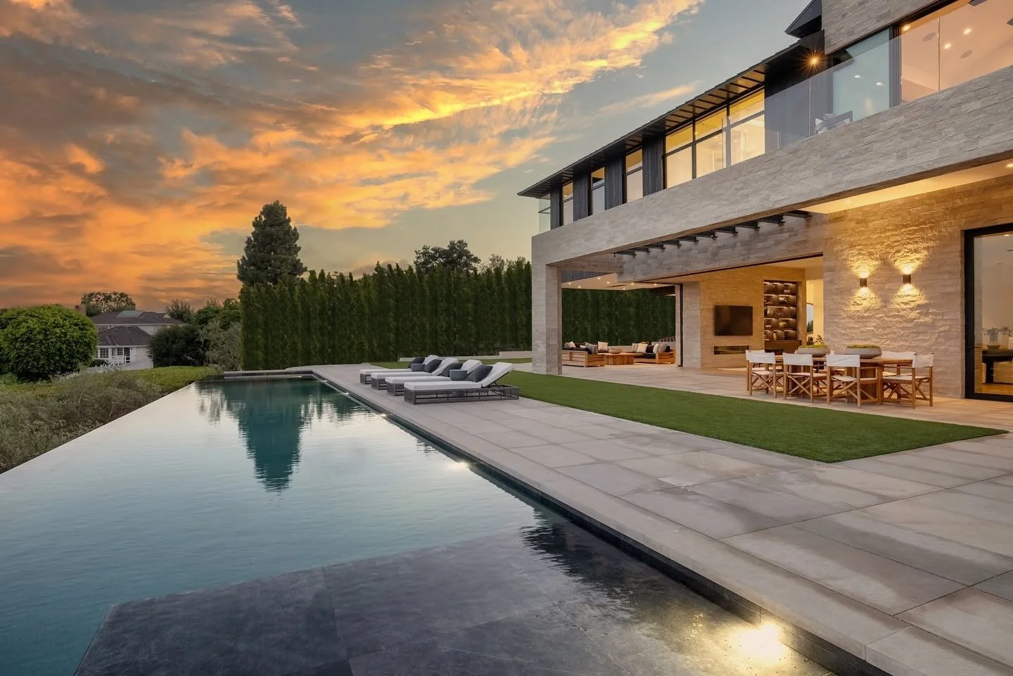Luxury Home Renovation Firms Delivering High-End Results in Toluca Lake
