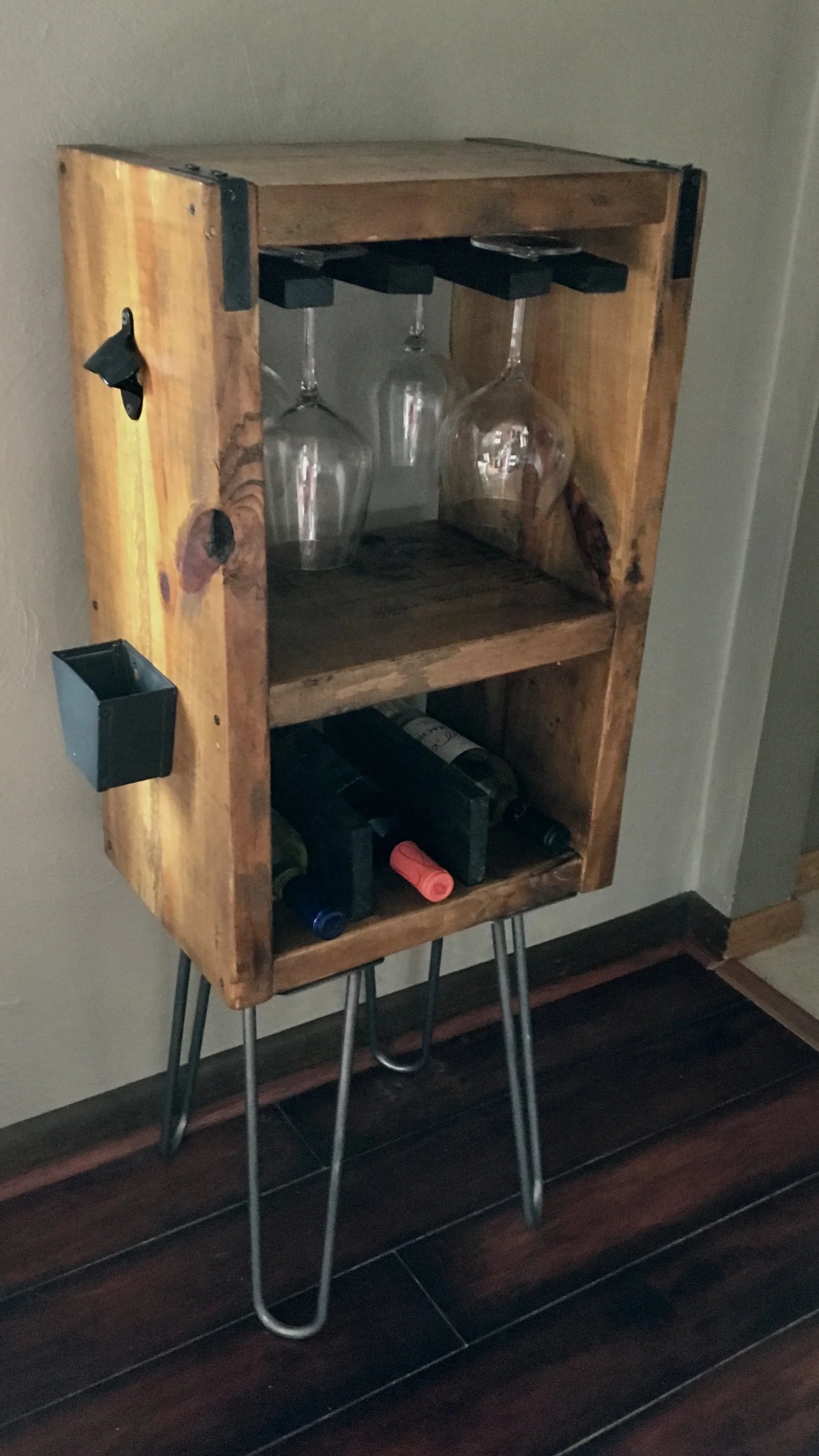 Entry Wine Table