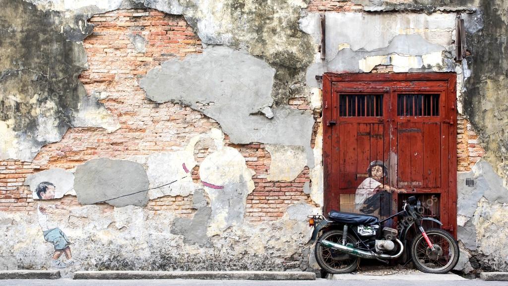 depositphotos_50679817-stock-photo-famous-street-art-mural-in.jpg