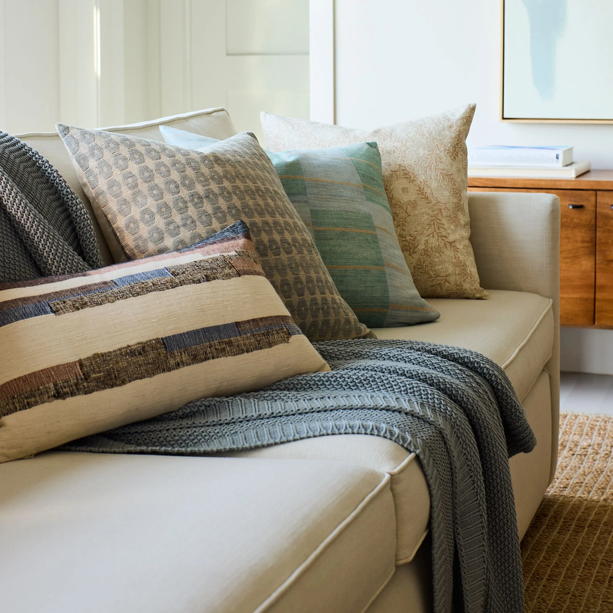 colourblock-silk-stripe-pillow-cover-xl.jpg