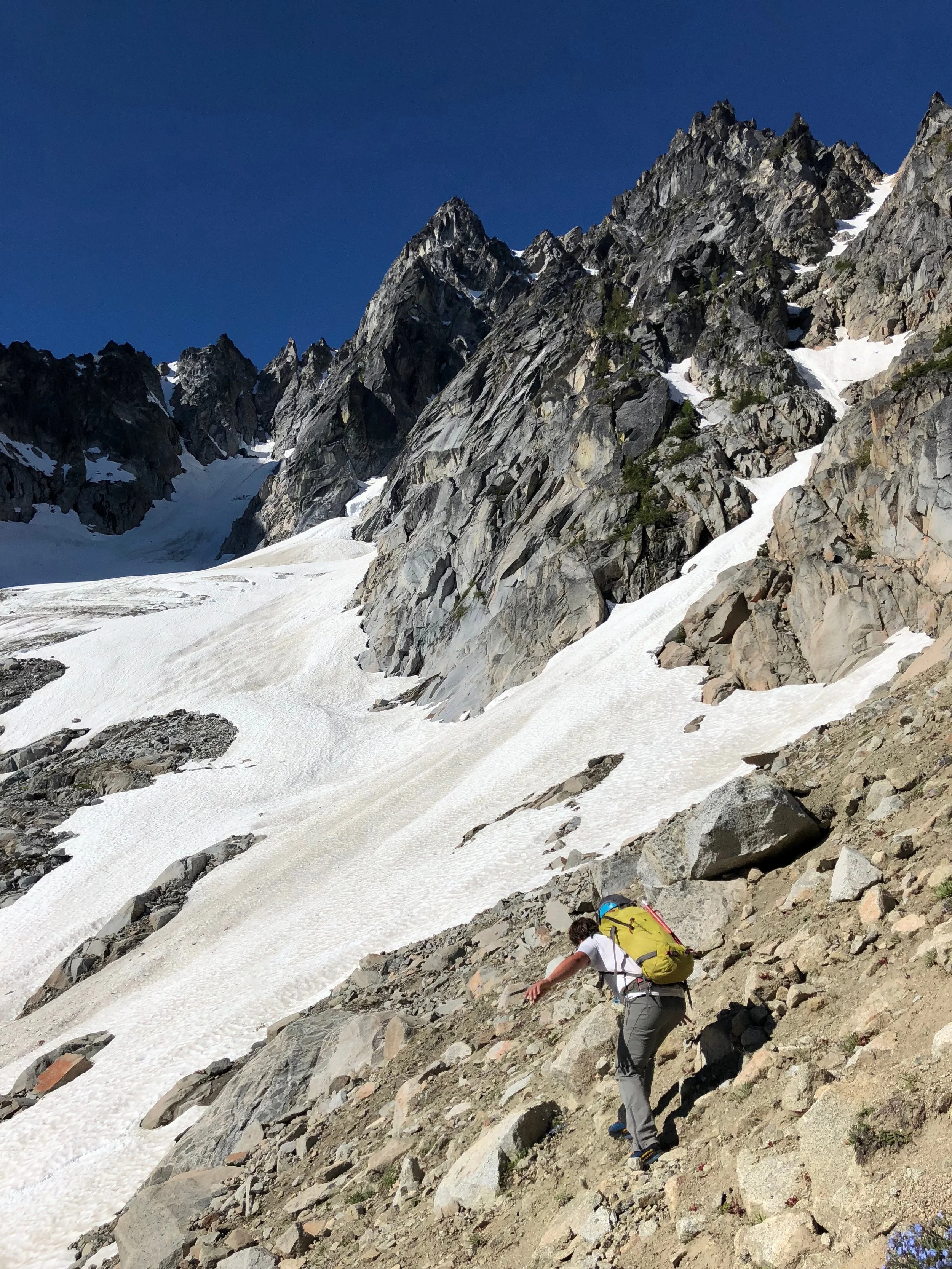 Crossing the moraine to the glacier with a good view of the route