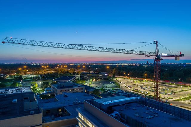 Massive Messer construction crane at My Carmel East.
.
.
.
#dronephotography #drone #djiglobal #fromwhereidrone #drone_countries #explorecreate #beautifulplaces #droneofficial #skypixel #skyhilife_drones #gameofdronez #dronedose #dronespace #dronedai