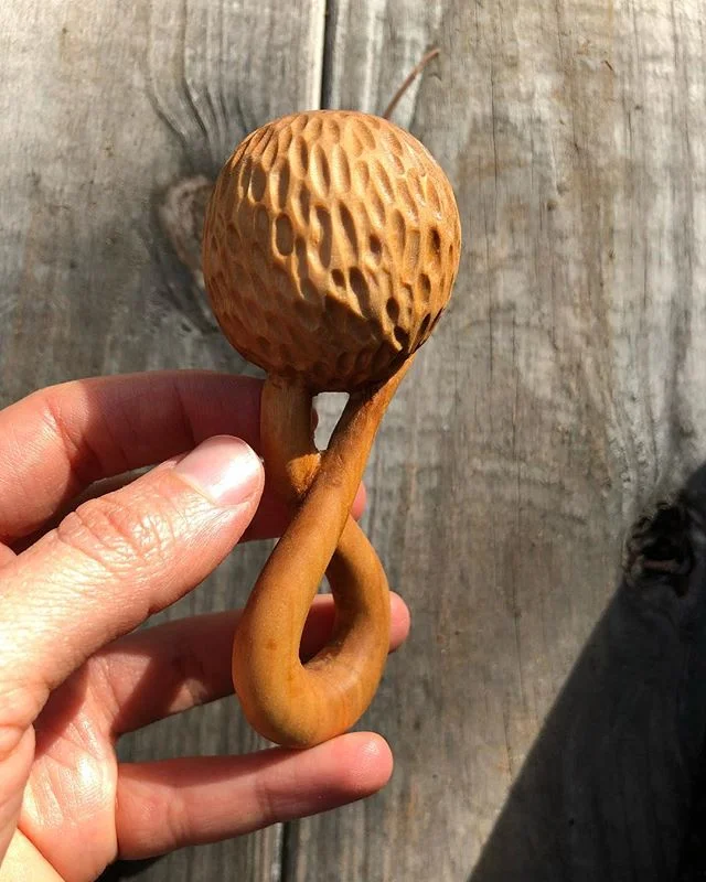 Just one more to give an idea of the size. Sorry I didn&rsquo;t have a quarter but I got pretty small hands, hope that helps 😬
I really enjoyed working with Willow. it turned beautifully and carved nicely too and it just shimmers. Great color too. O
