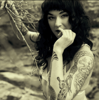 Lola Frost