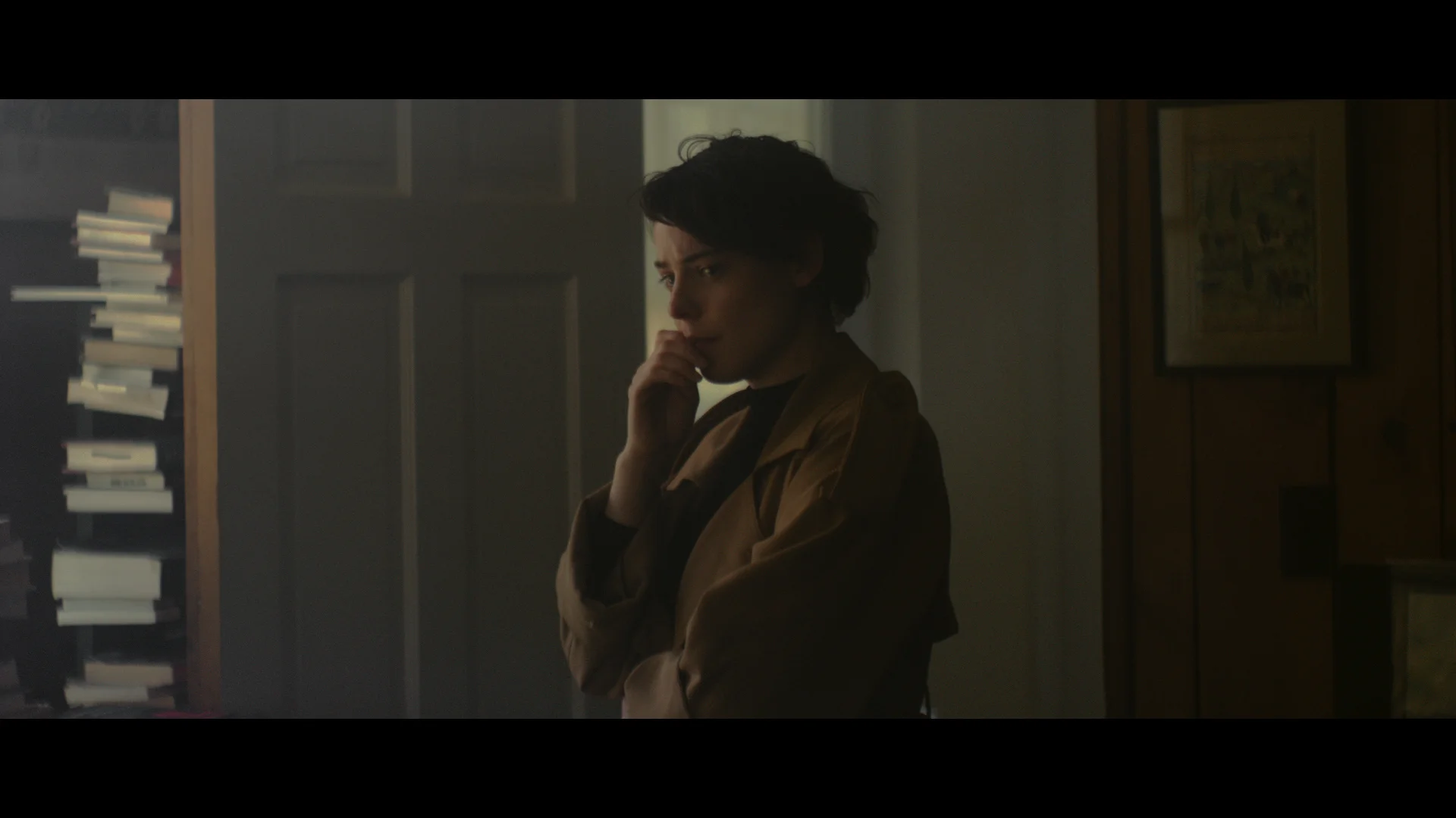 FINAL GRADE_A Friend of Your Father's.GRADED.20190624.PRORES4444.mov.01_06_07_03.Still046.jpg