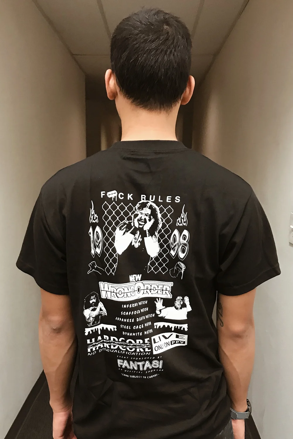 Fantasi_Shirt_FuckRules_Model1.jpg