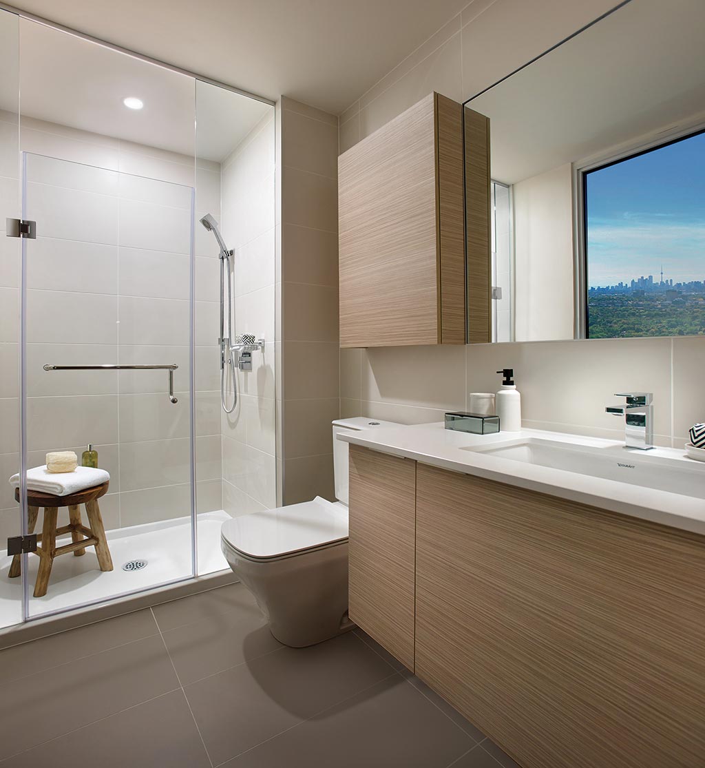 modelsuite-bathroom.jpg