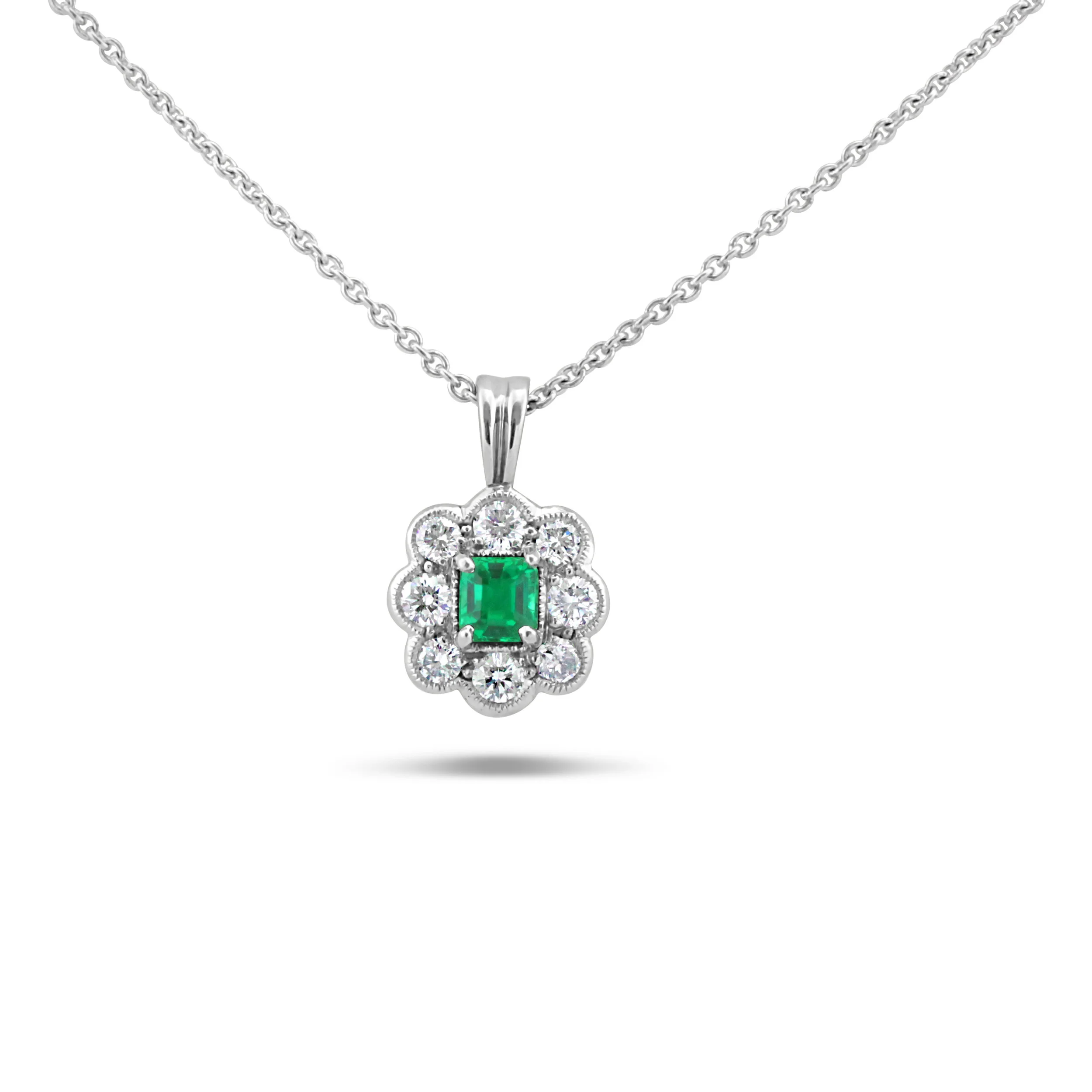 No-Oil (Gübelin) Emerald and Platinum Pendant 