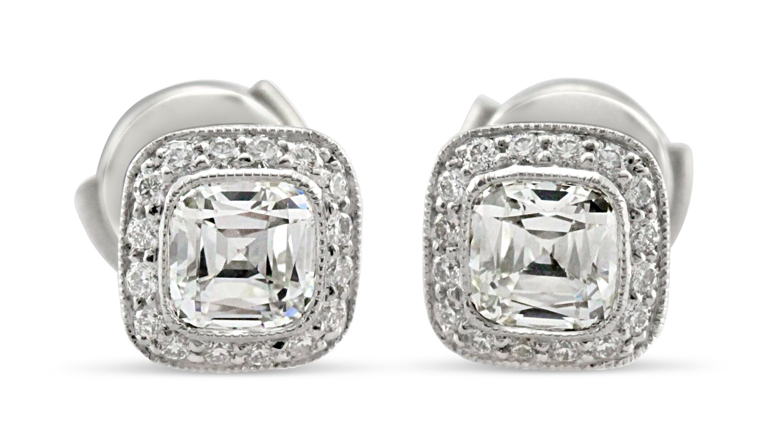 Diamond+and+Platinum+Earrings+by+Tiffany_5898.jpg