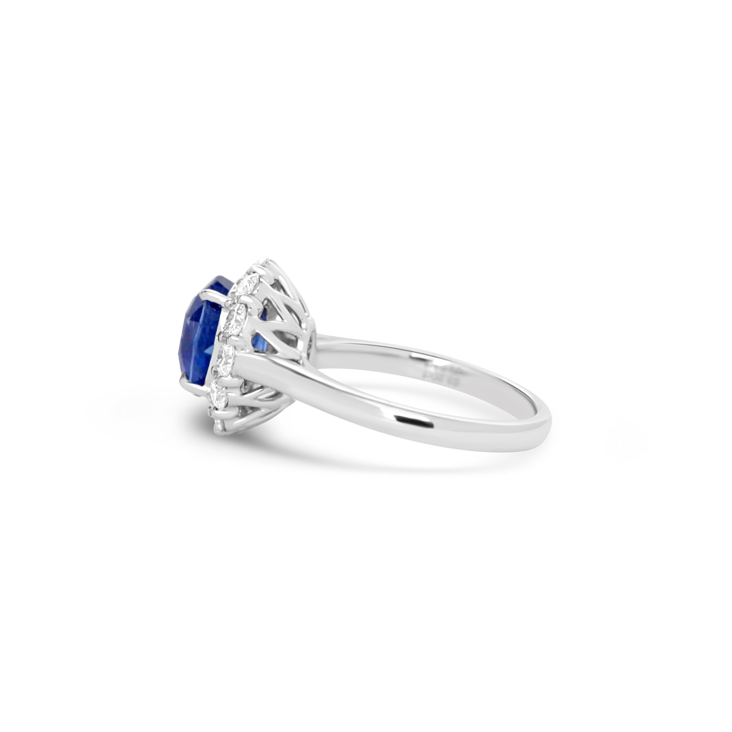 D 3.20 ct Unheated Ceylon Sapphire Ring.jpg