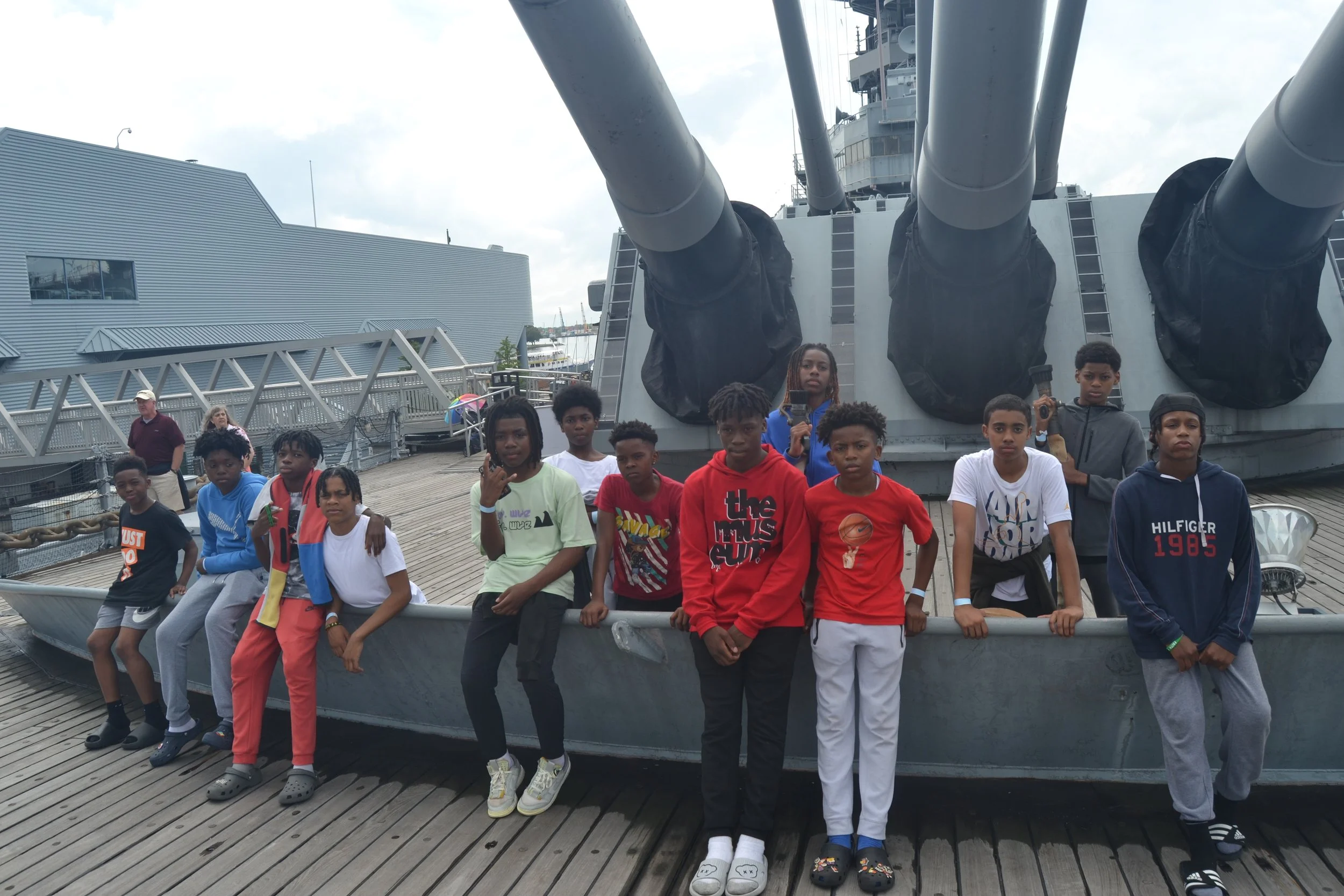 BIG GUNS AT USS WISCONSIN.JPG