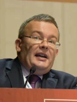 ROBERT CIEMNIAK