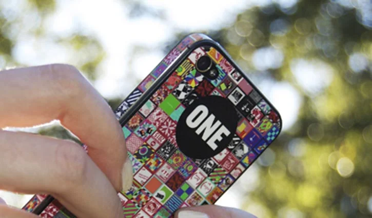 one_phone.jpg