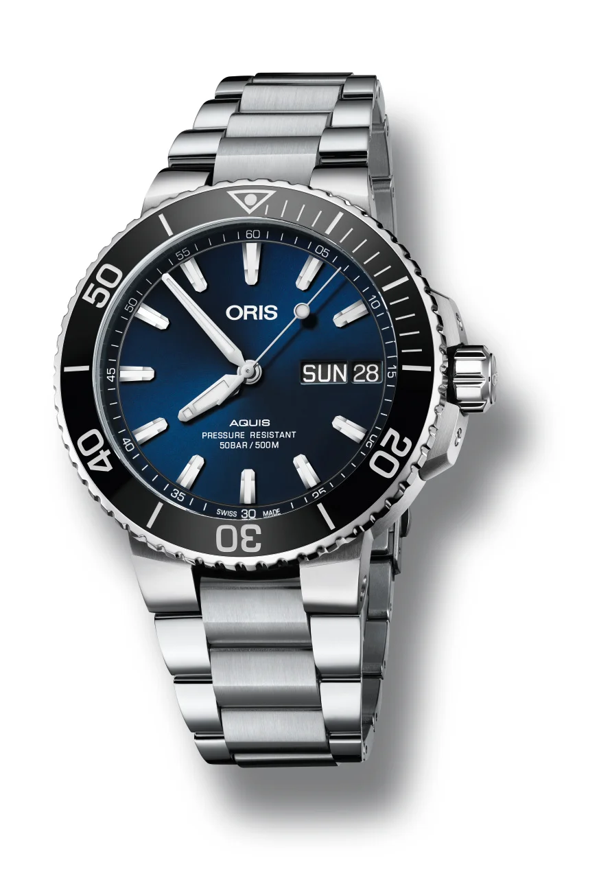 01 752 7733 4135-07 8 24 05PEB - Oris Aquis Big Day Date_LowRes_8303.jpg