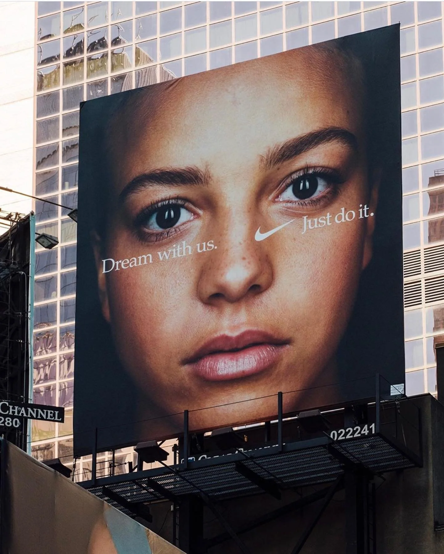 Billboards on Billboards on Billboards. Revolt Society continues to take over Beauty for the @uswnt being lead by our in-house expert @cortneyajamian 🔥 Catch us all over LA &amp; NYC. 
#revoltsociety #beauty #nike #uswnt #malpugh #hair #makeup #newy
